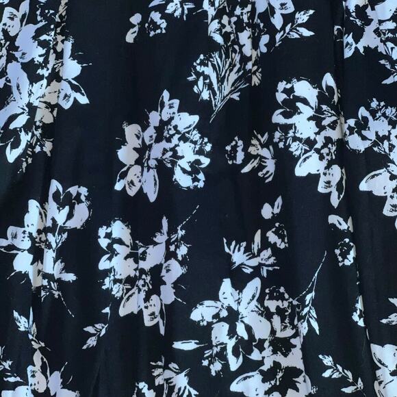 Valerie Stevens Black and White Floral A-Line Pleated Skirt SZ 14 - Picture 3 of 11